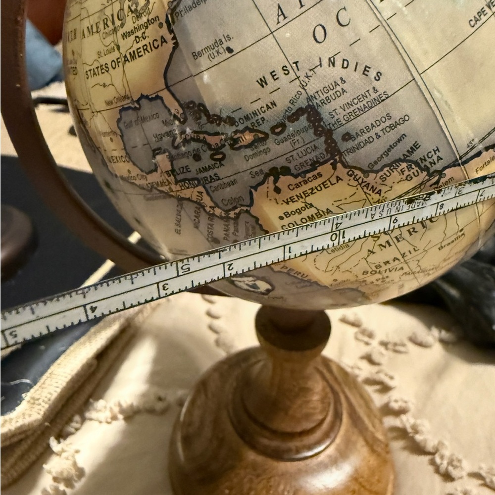 Vintage Style Brown Globe Decor - Picture 3 of 3